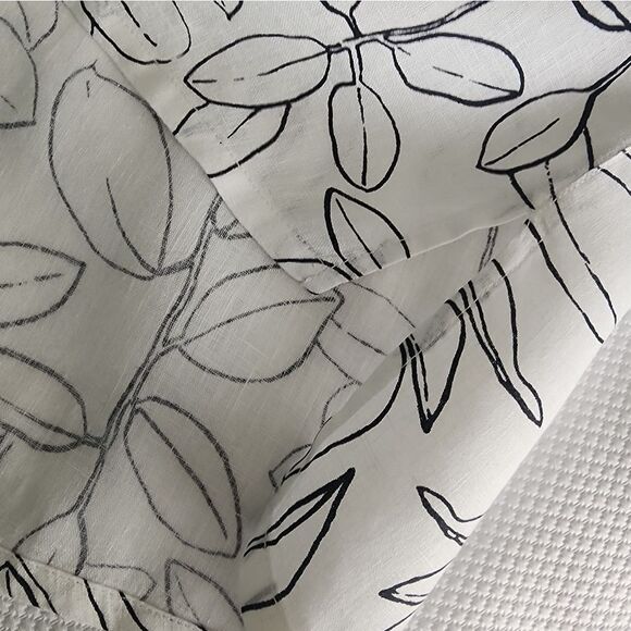 Cynthia Rowley Linen Minimalist Coastal White and Black Leaf Blouse - Picture 9 of 10